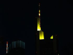 Frankfurt bei Nacht 002.jpg