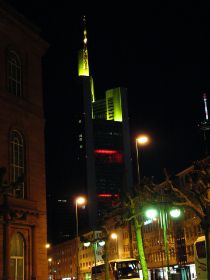 Frankfurt bei Nacht 003.jpg